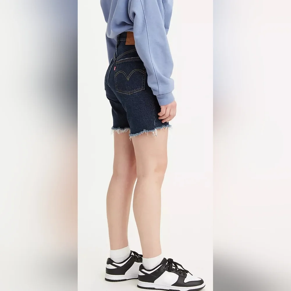 Levi's 501® Original High Rise Mid-Thigh Womens Shorts Size 24 = 0 - 00 NWT - Picture 3 of 16